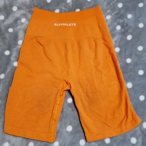 Alphalete Biker Shorts - Orange/Dreamsicle Small